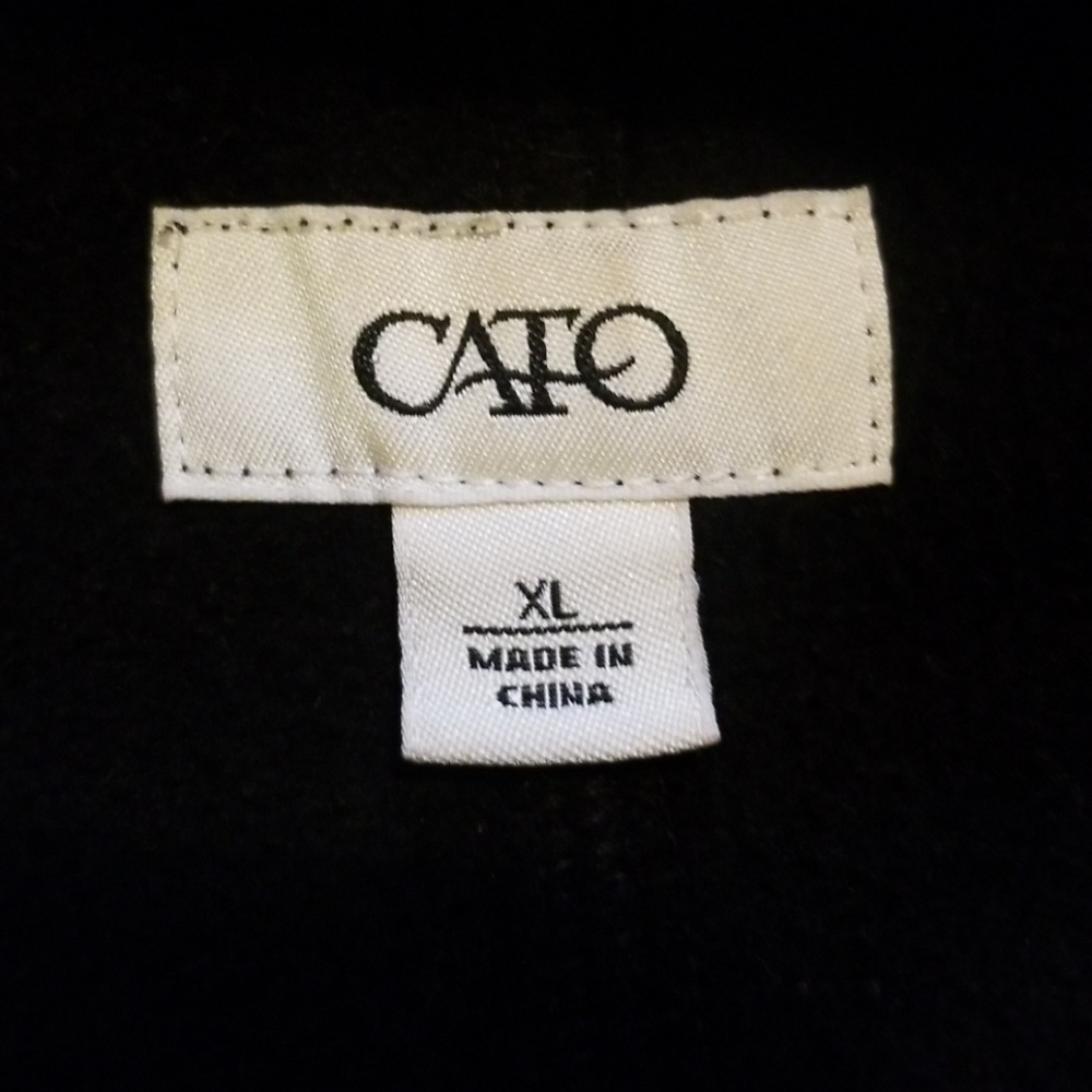 Button down jacket - Picture 2 of 2